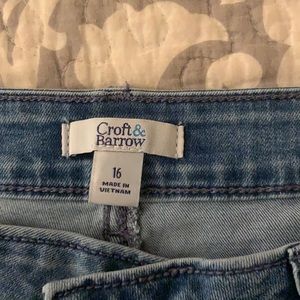 Cropped jeans from Croft and barrow size 16